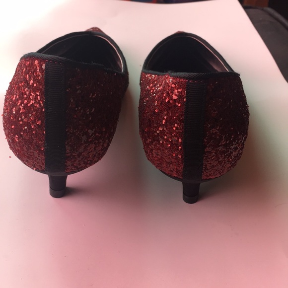 shoes - Picture 4 of 5